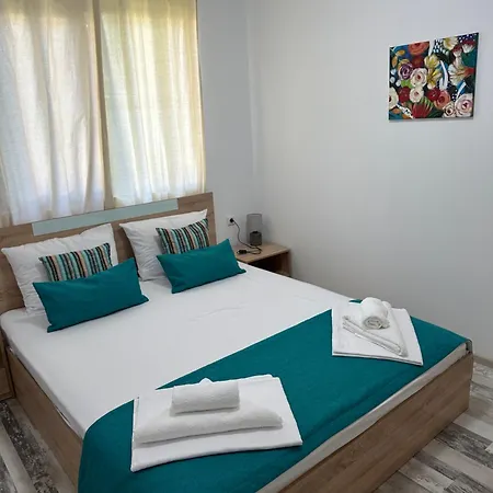 Sea House 2 *